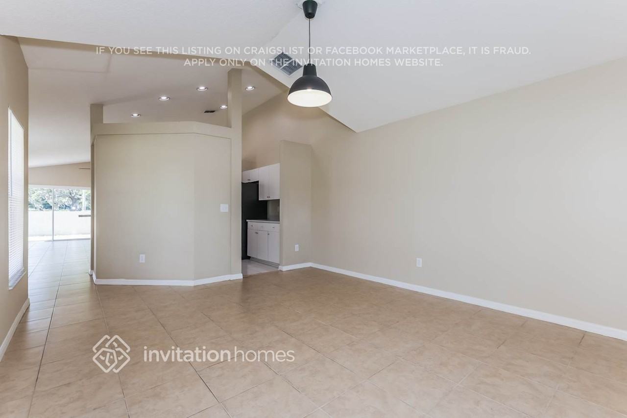24436 Summer Wind Ct - Photo 7 of 16
