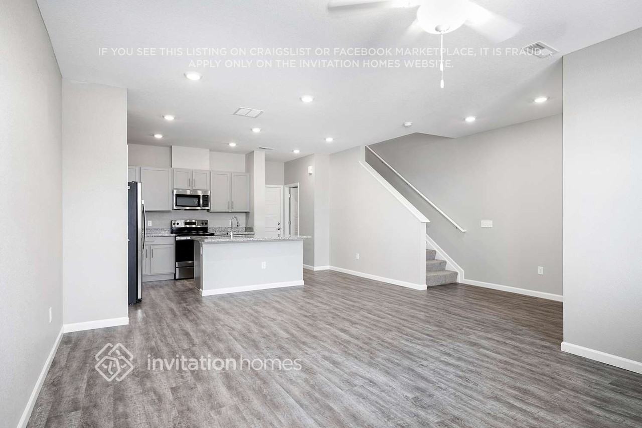 1819 S Elk Way - Photo 4 of 25