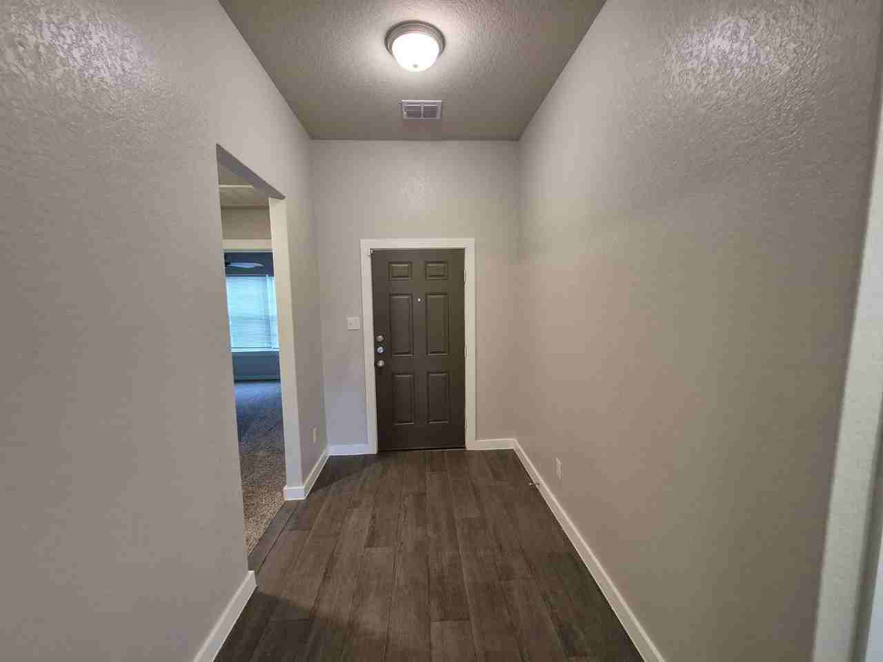 10571 Pablo Way - Photo 3 of 32