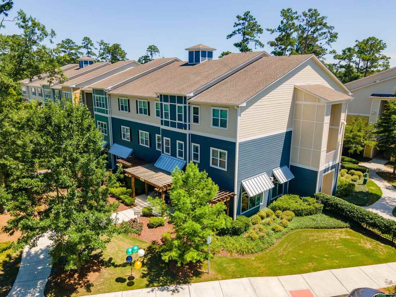 Amberleigh Shores - Photo 7 of 27