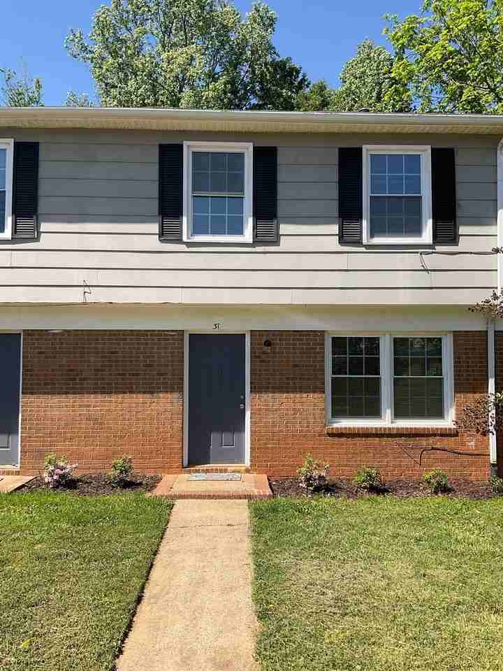 Chesterfield Gardens Apartments - Photo 7 of 19
