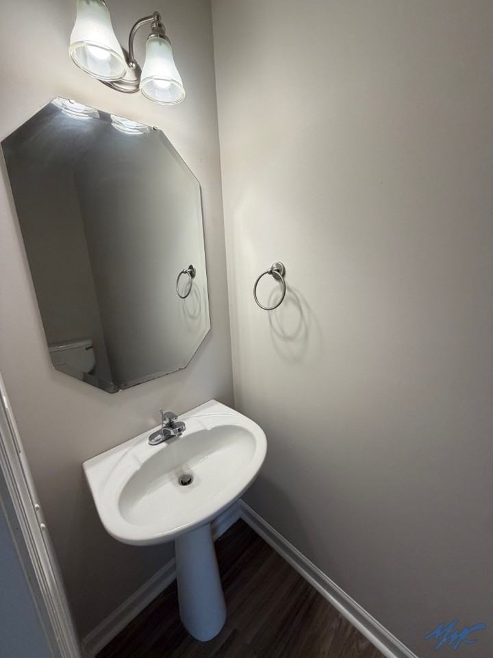 3019 Waywood Dr - Photo 3 of 22