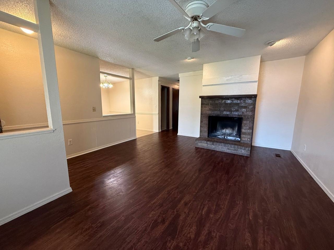 312 W Quantico St - Photo 3 of 14