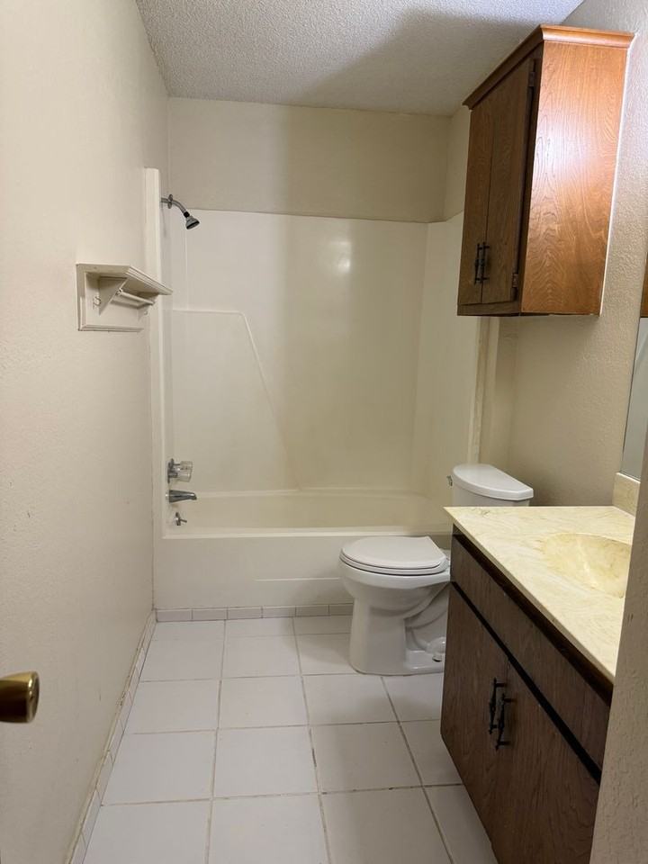 312 W Quantico St - Photo 6 of 14