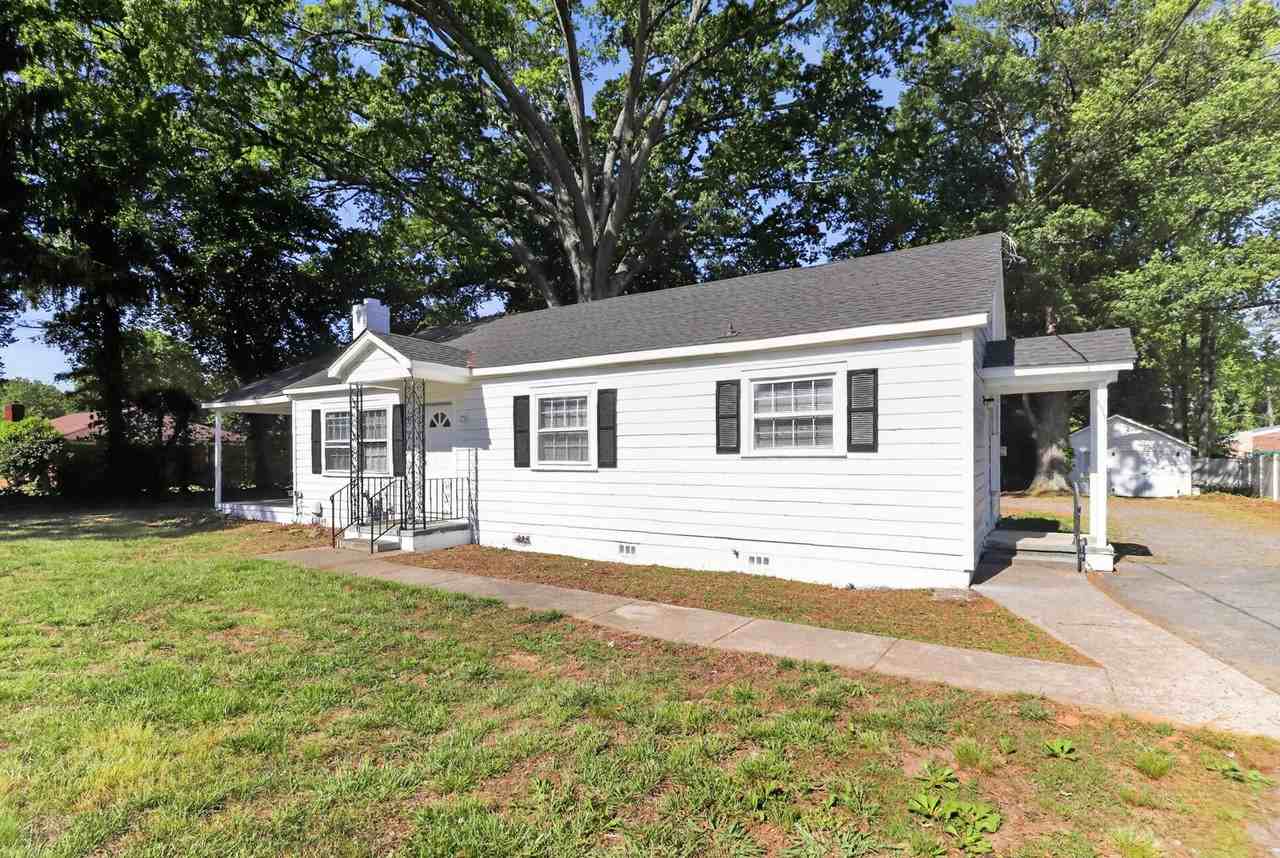 4812 4812 EWT Harris Blvd.