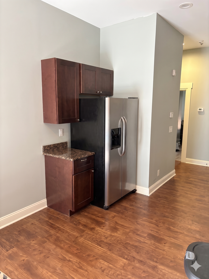 North Thomas 472-492 - Photo 5 of 50