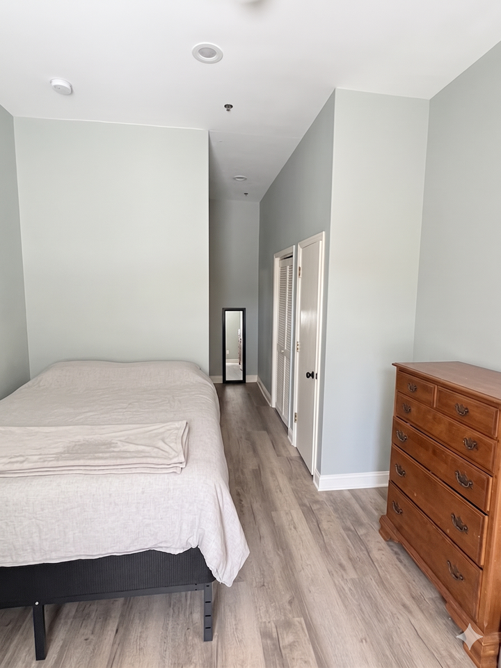 North Thomas 472-492 - Photo 6 of 50