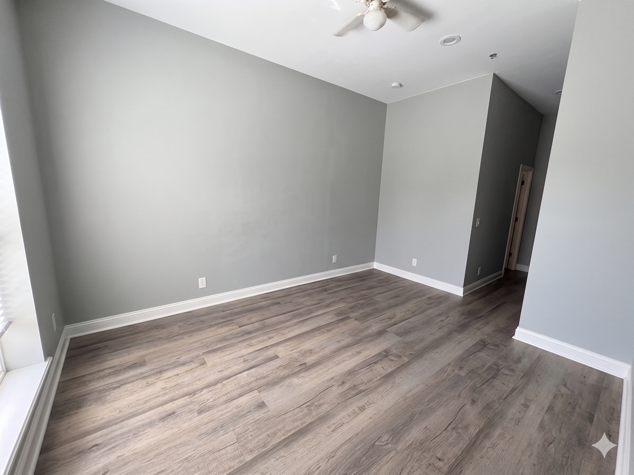 North Thomas 472-492 - Photo 7 of 50