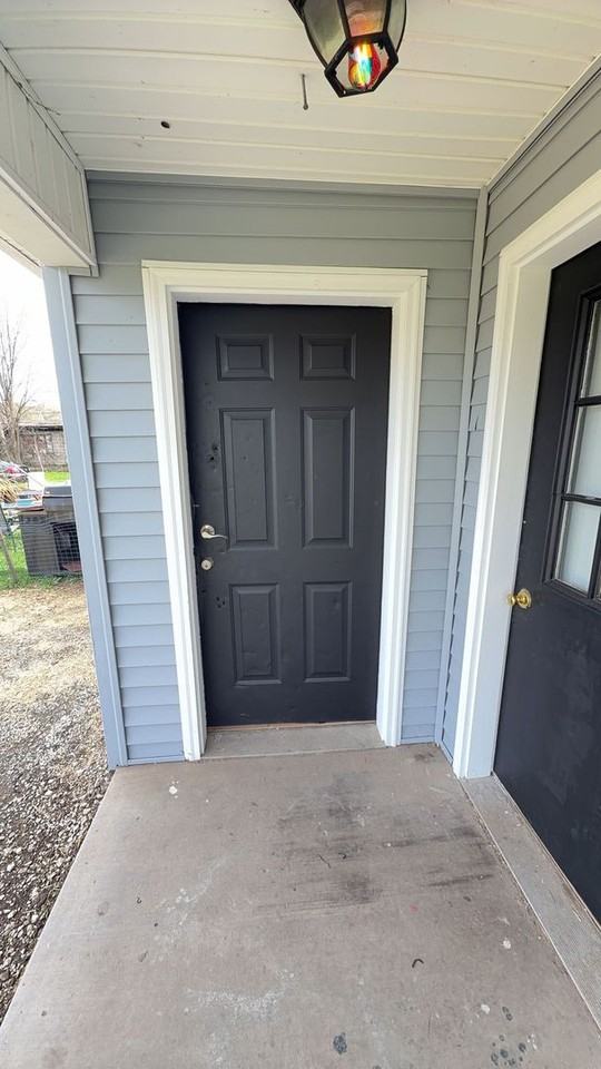 1610 Scott St - Photo 5 of 28