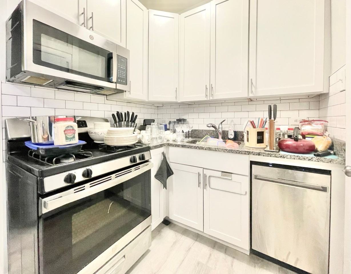 7620 N Sheridan LLC - Photo 5 of 24