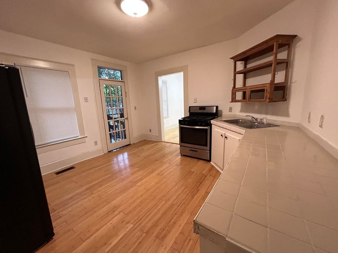 225 0, 145, 151, 225 Sampson ##145 - Photo 4 of 20