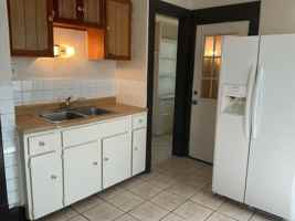 featured image of 800 S 32nd St