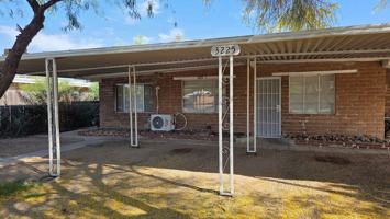 featured image of 3225 E Patricia St