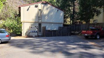 featured image of 515 Nimrod St