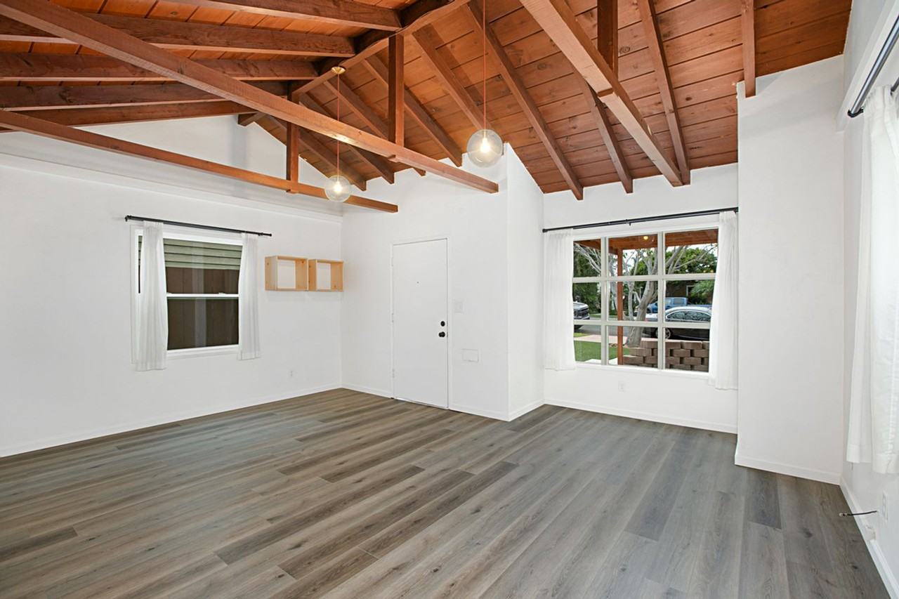 233 G Ave - Photo 3 of 21