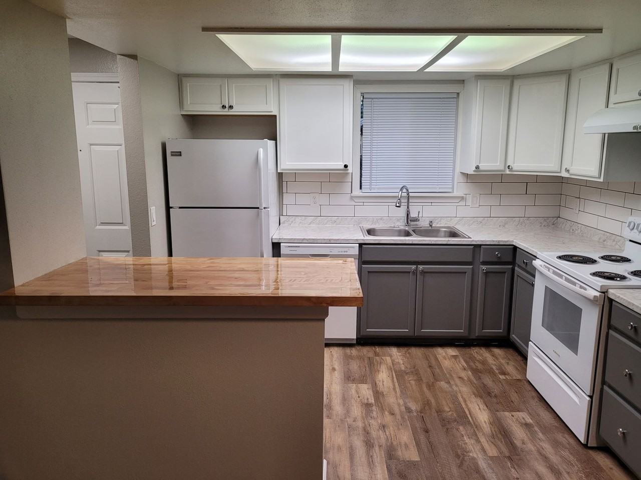 Orleans Street Apartments - Photo 2 of 20