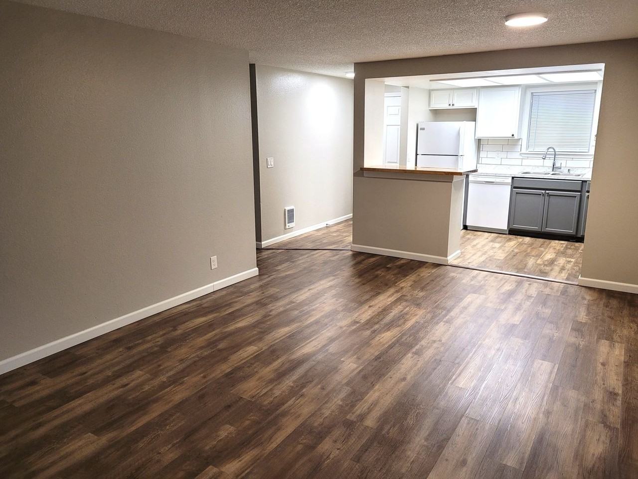 Orleans Street Apartments - Photo 5 of 20