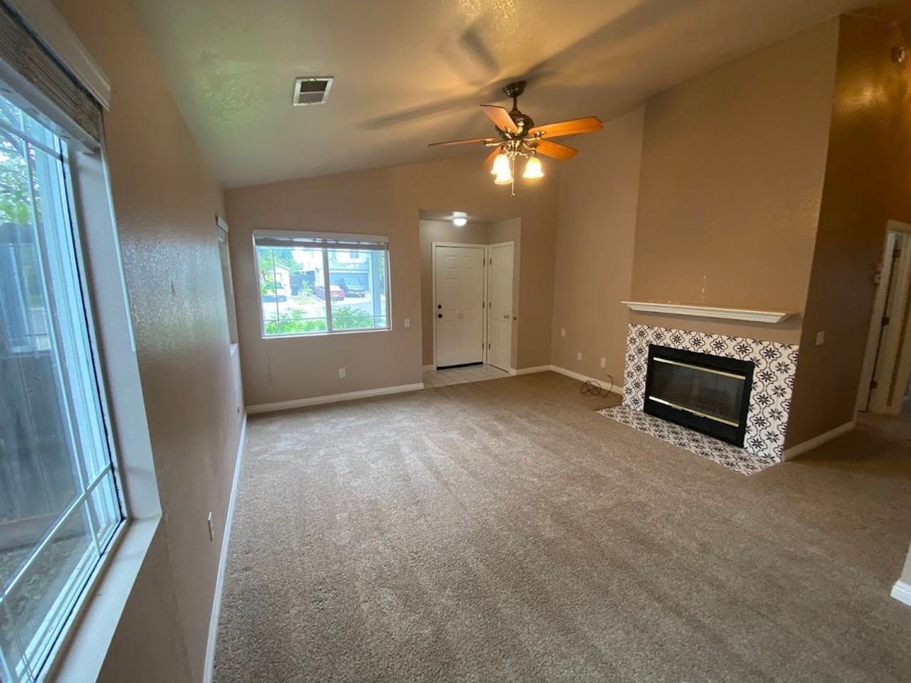 5026 Elgin Woods Ct - Photo 6 of 22