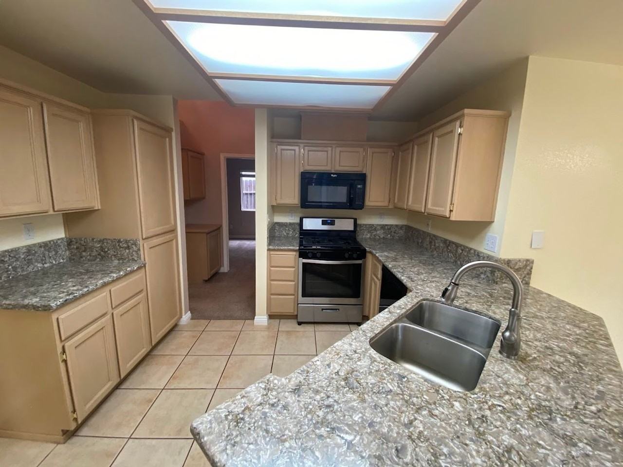 5026 Elgin Woods Ct - Photo 7 of 22