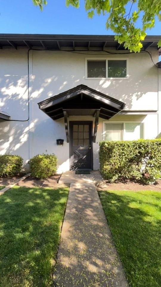 235-5c - 475 N. Main St. #1-5 - Photo 7 of 14