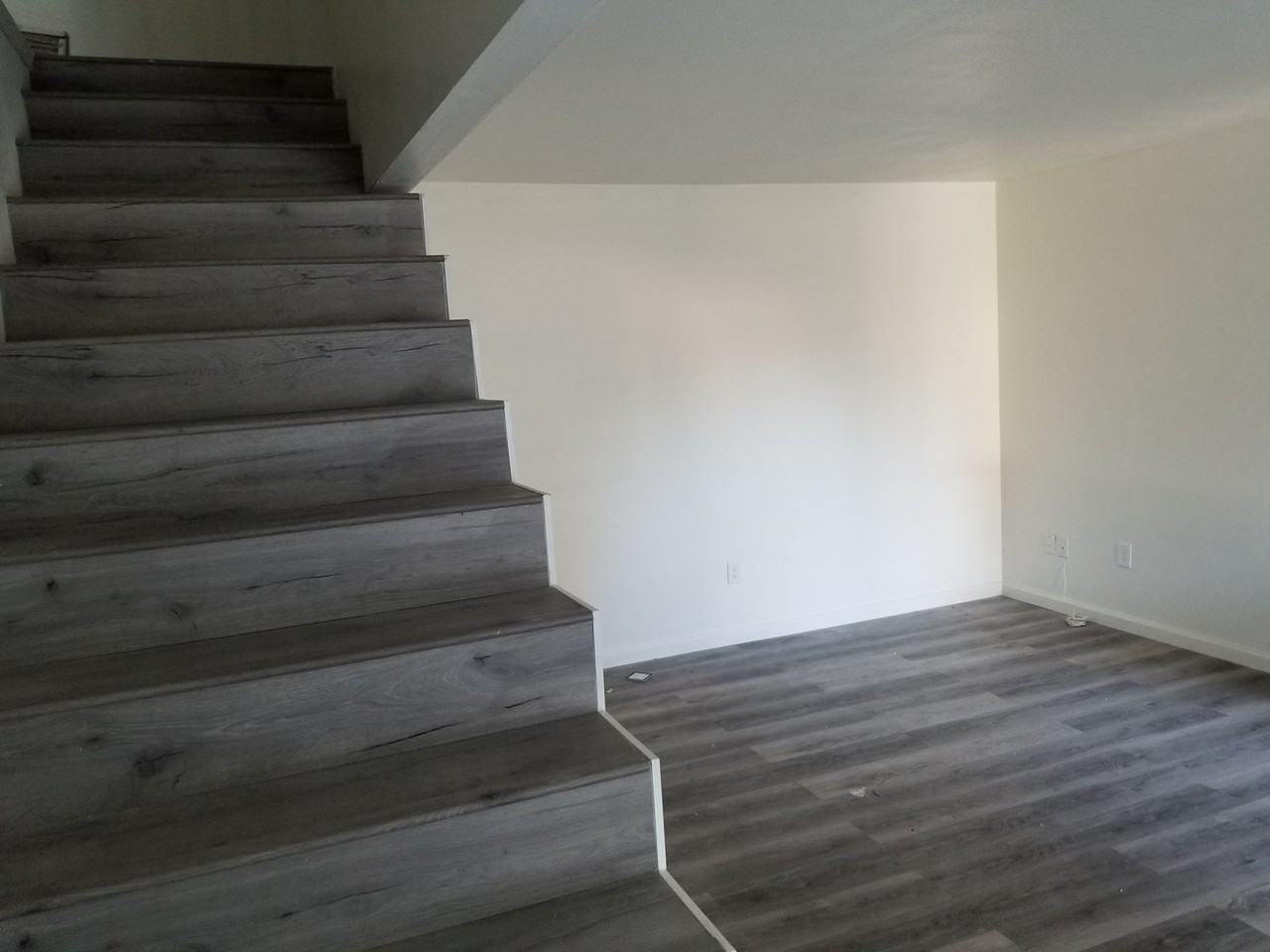 5912 Almendra Ct #B - Photo 2 of 10