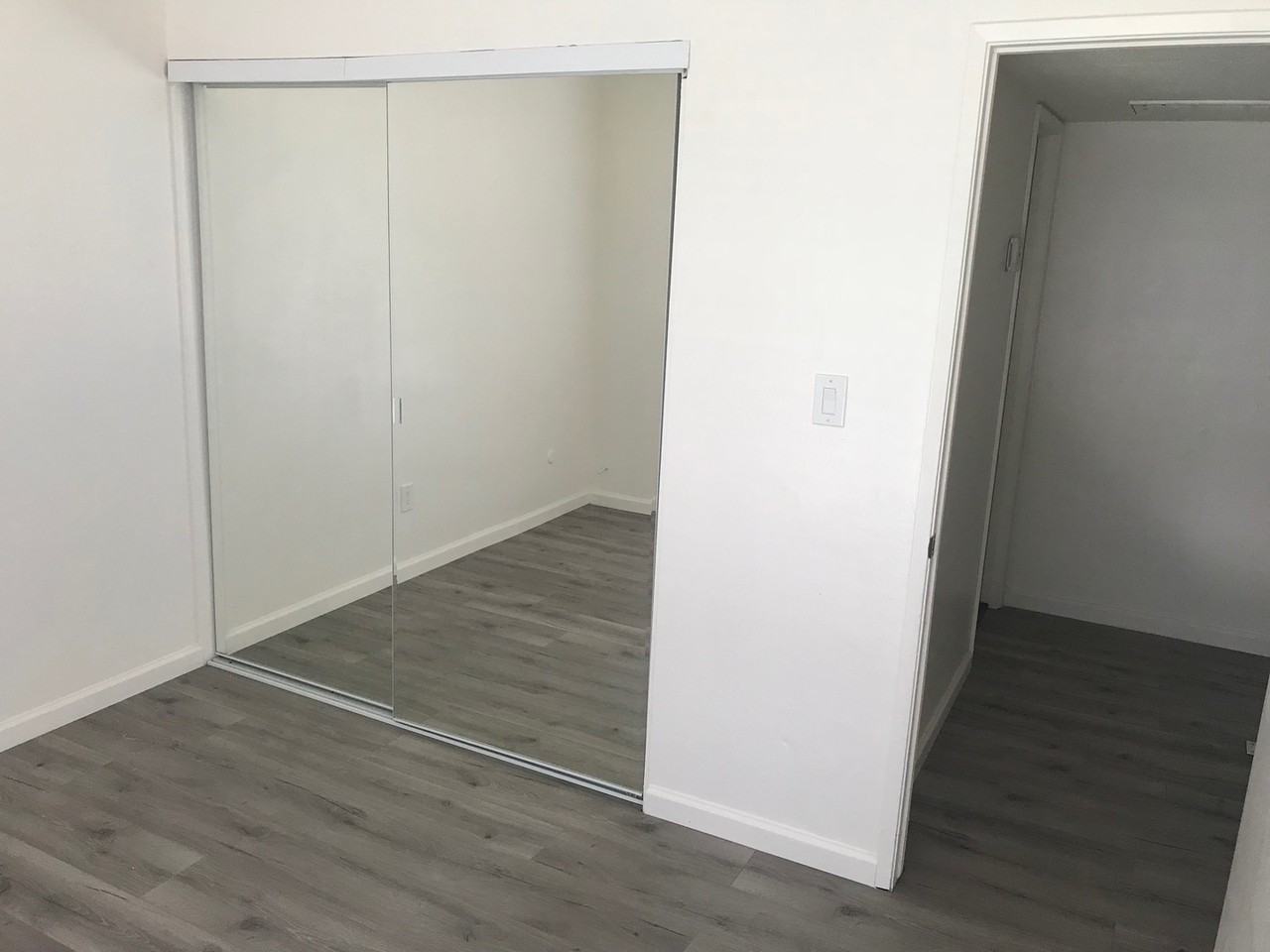 5912 Almendra Ct #B - Photo 5 of 10