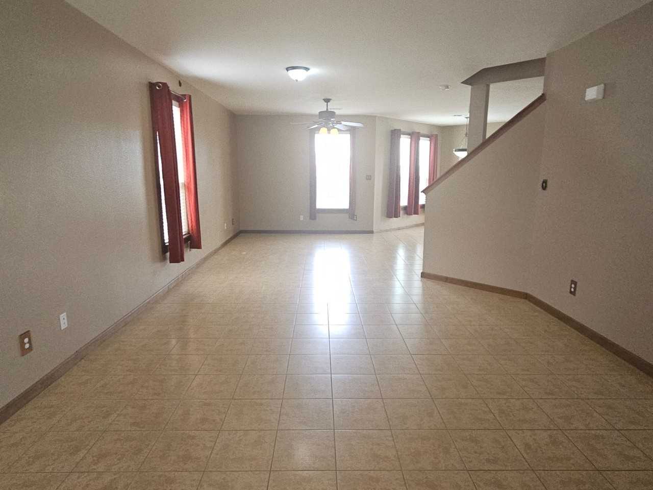 3925 Hanna Rose Ln - Photo 3 of 30