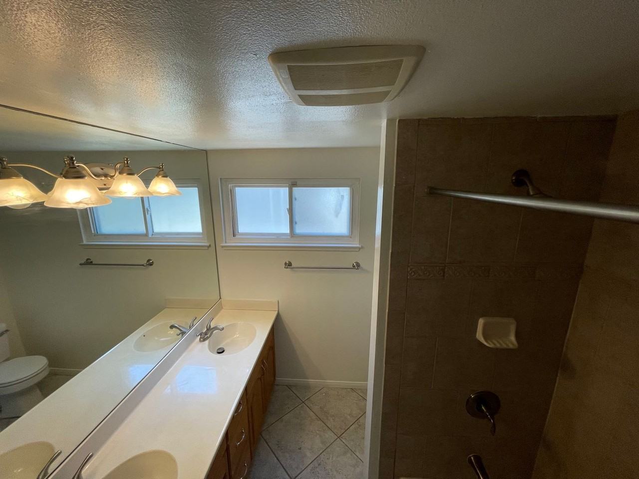 18220 Verano Dr - Photo 5 of 7