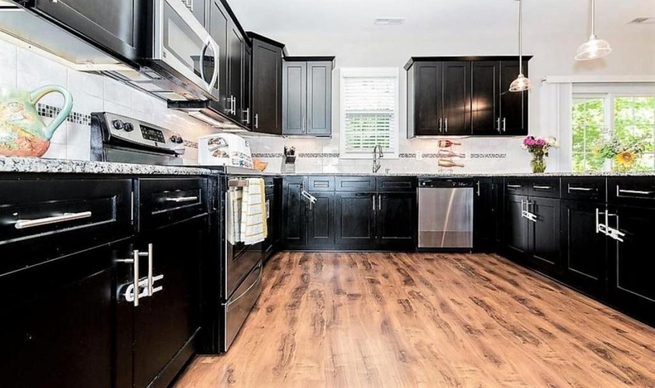 2560 Mcneill Cir - Photo 3 of 34
