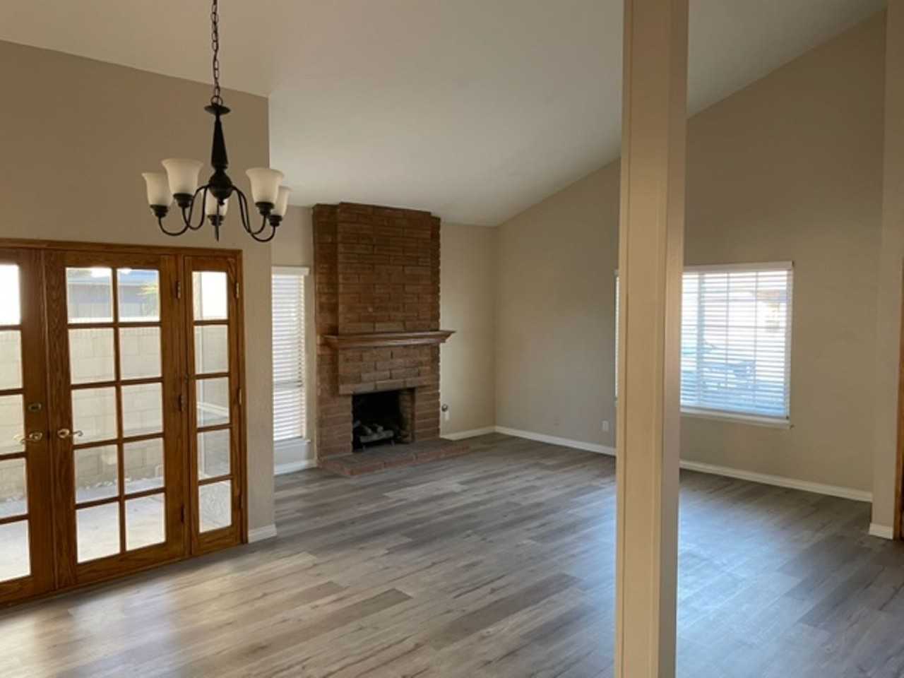 7611 Barbi Ln - Photo 5 of 36