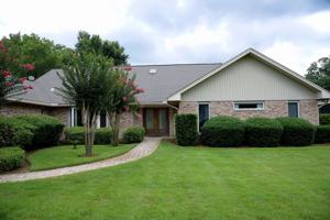 featured image of 1548 Glenlake Cir