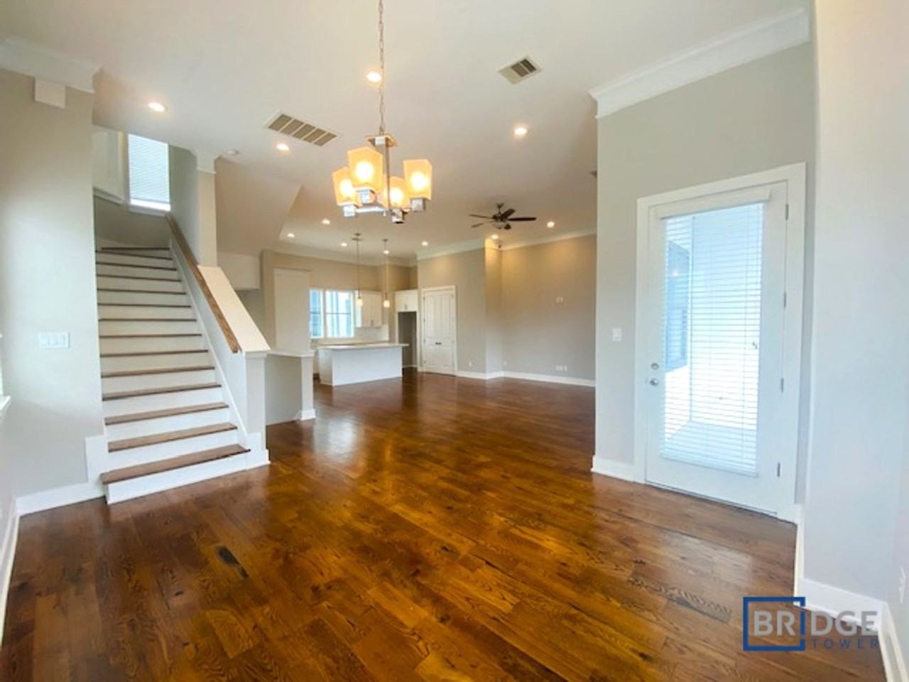 2202 Arabelle St - Photo 6 of 25