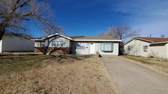 2605 Oak Dr - Photo 1 of 1