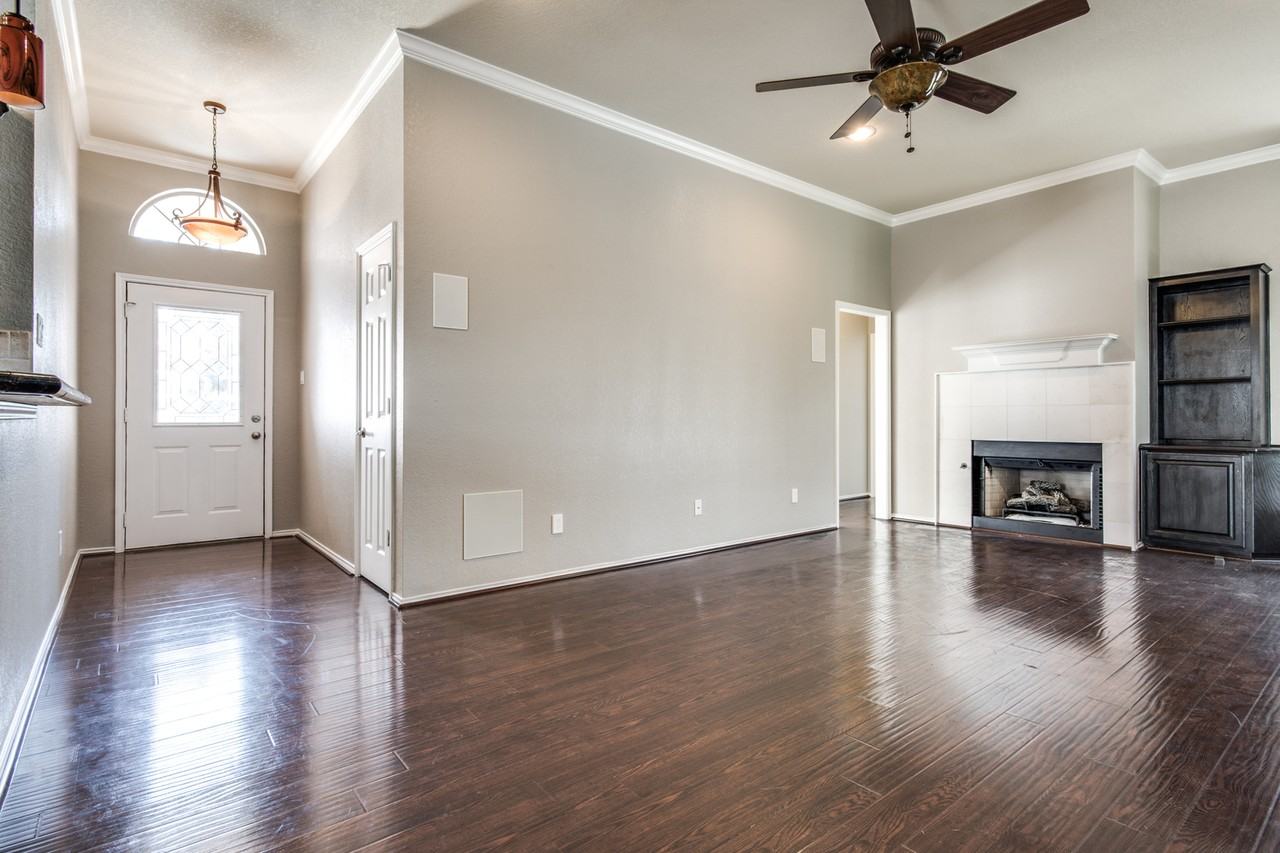 1214 Sandhurst Ct - Photo 7 of 23