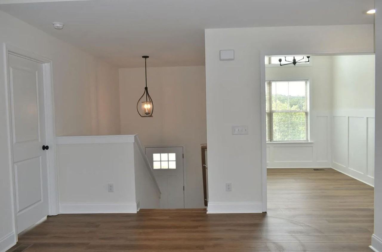 7232 Old Bug Ln - Photo 2 of 30