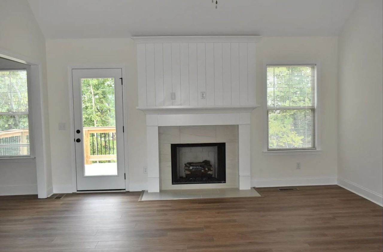 7232 Old Bug Ln - Photo 3 of 30