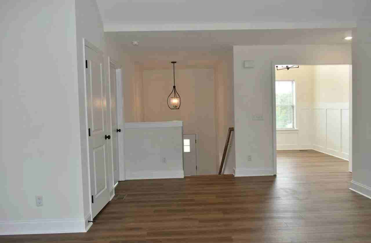 7232 Old Bug Ln - Photo 6 of 30