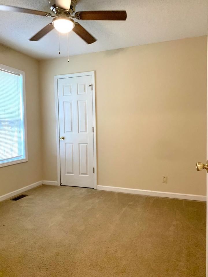 1024 Poppy Seed Dr - Photo 7 of 21