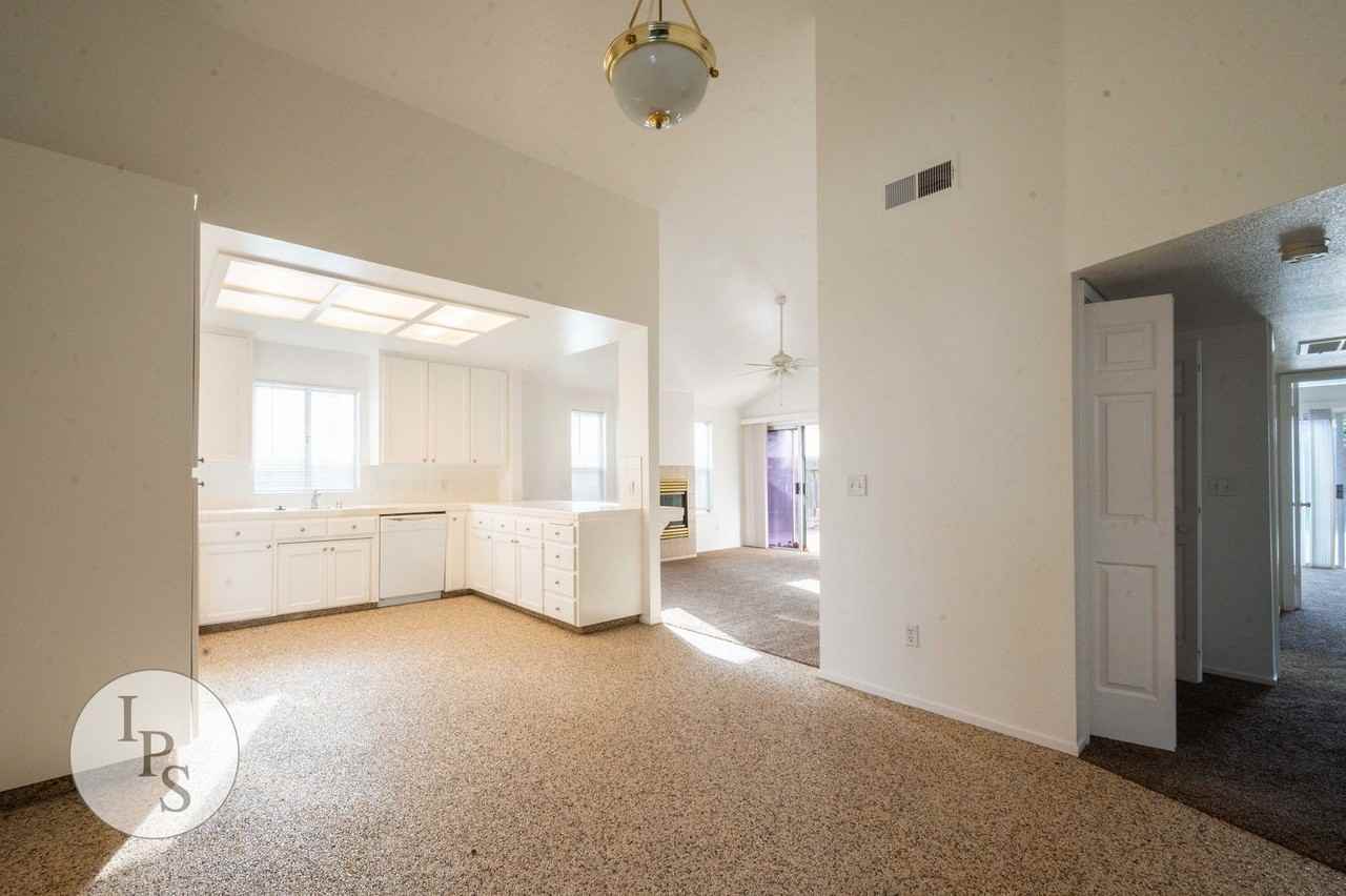 6691 N Constance Ave - Photo 5 of 25