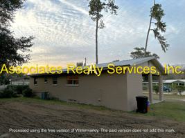 featured image of 3741 Se 18th Ave