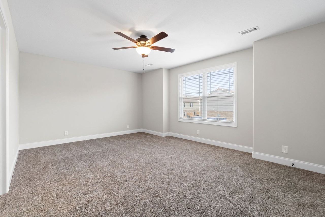 338 Fallow Cir - Photo 2 of 25