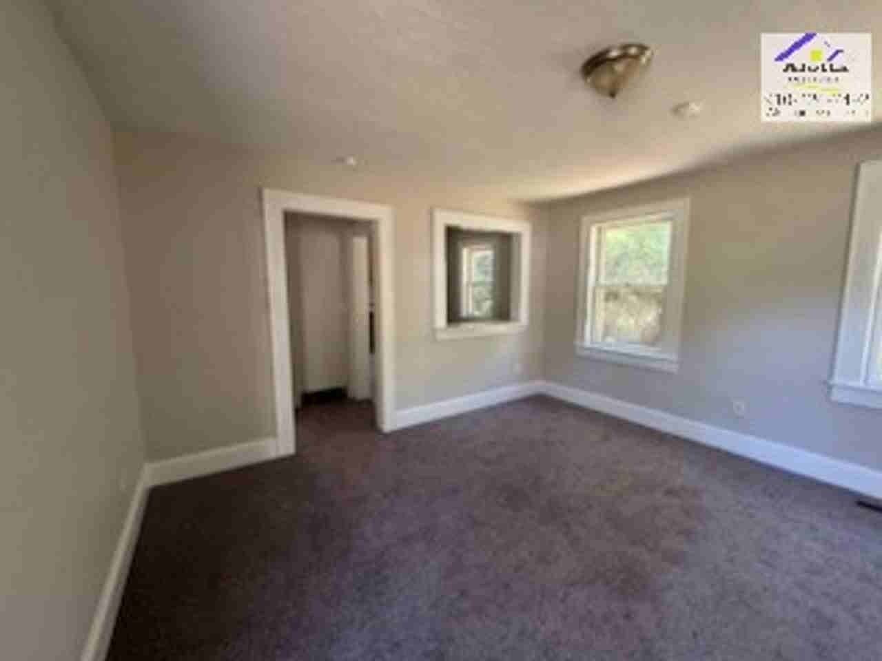 116 Buckingham Ave - Photo 4 of 14