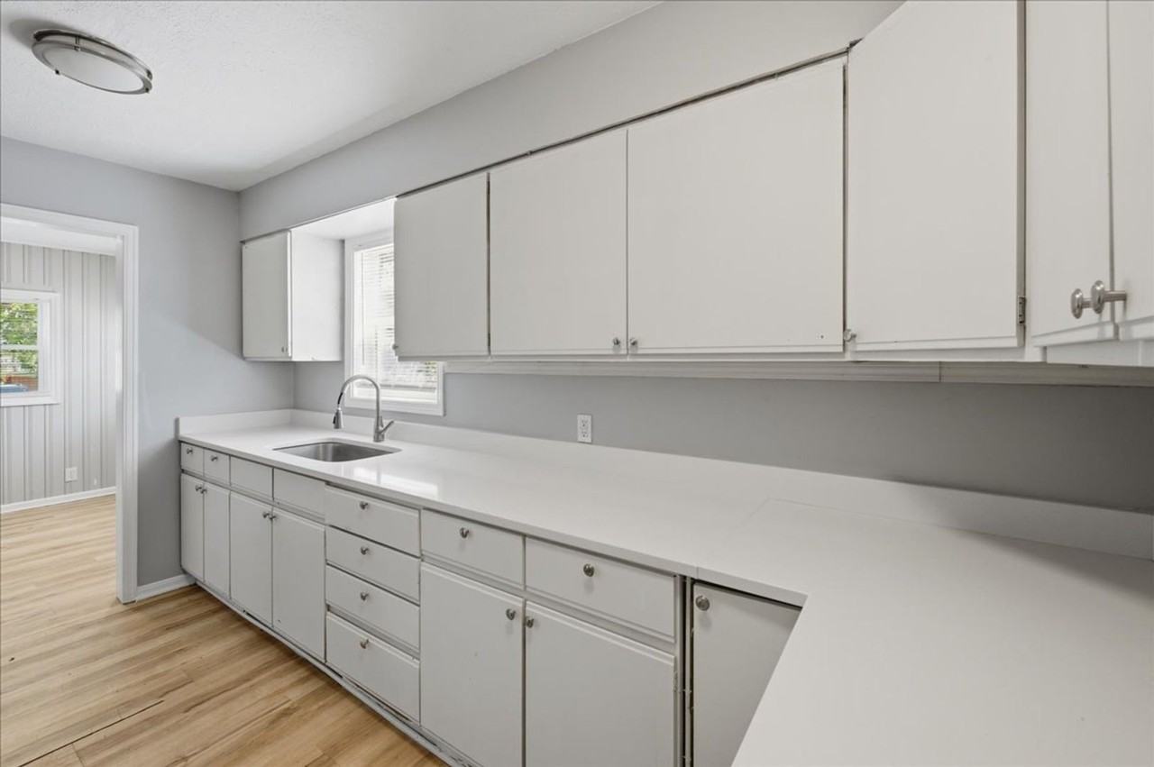 4318 Spann Ave - Photo 4 of 13