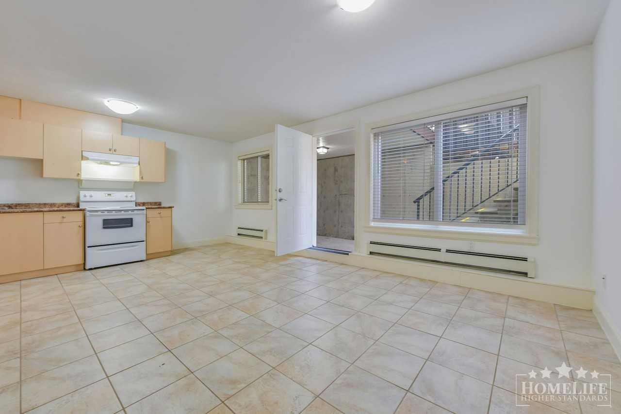 6129 148 St - Photo 4 of 18