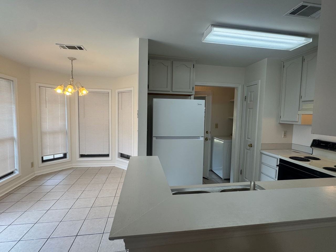 6861 Brownwood Ln - Photo 5 of 18