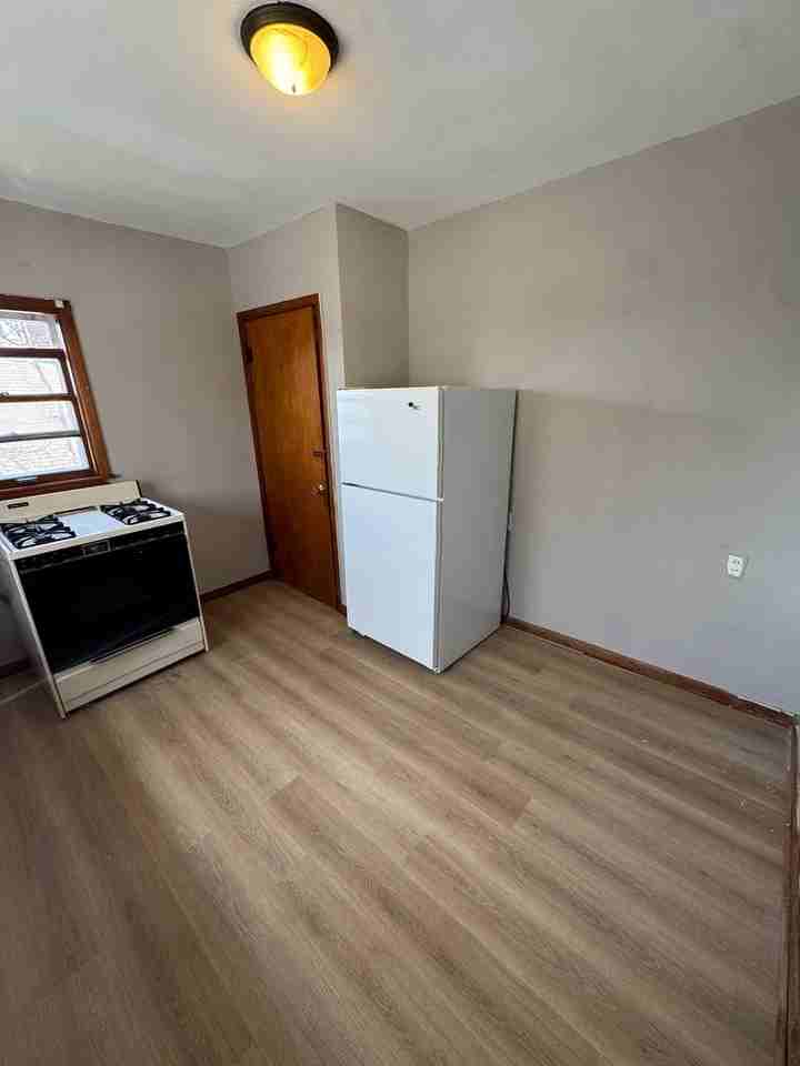 504 N 8th St - Photo 6 of 7