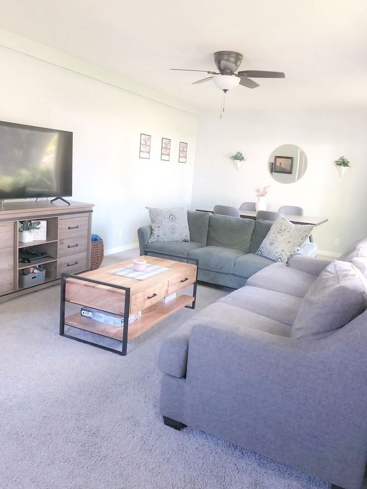 2403 36th St - Photo 2 of 9