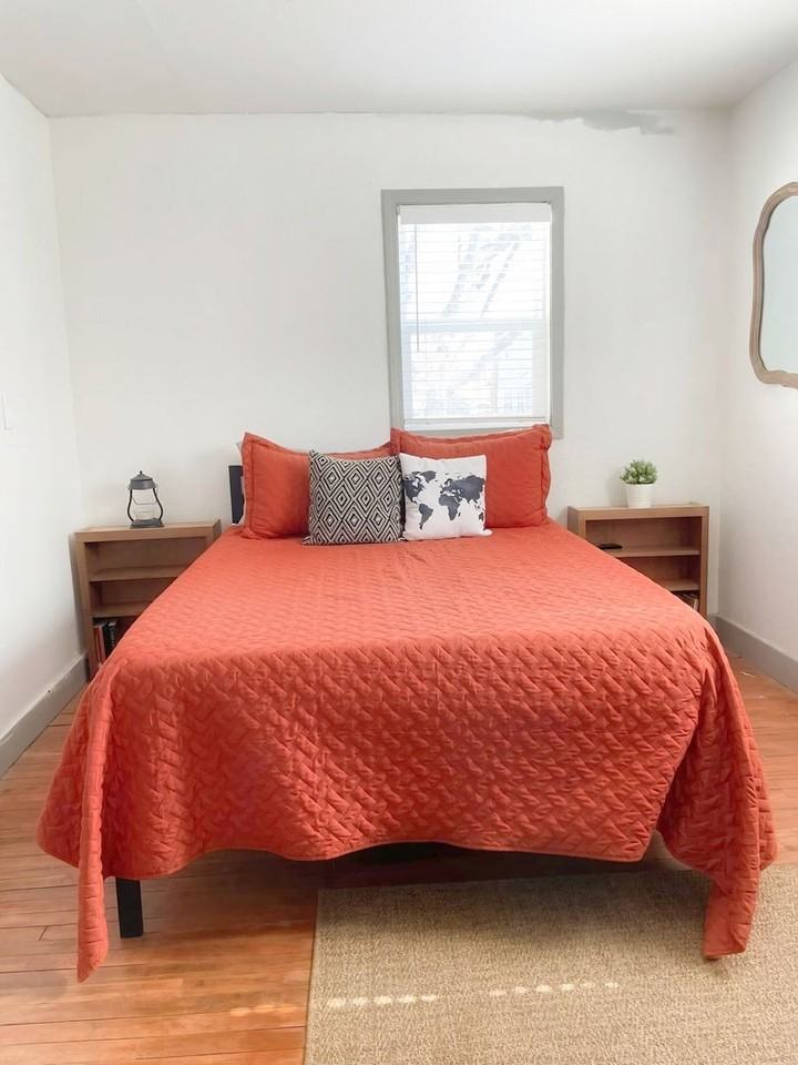 2403 36th St - Photo 7 of 9