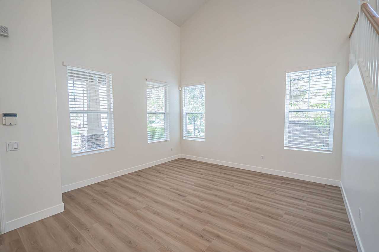 19730 Byrne Pl - Photo 3 of 45