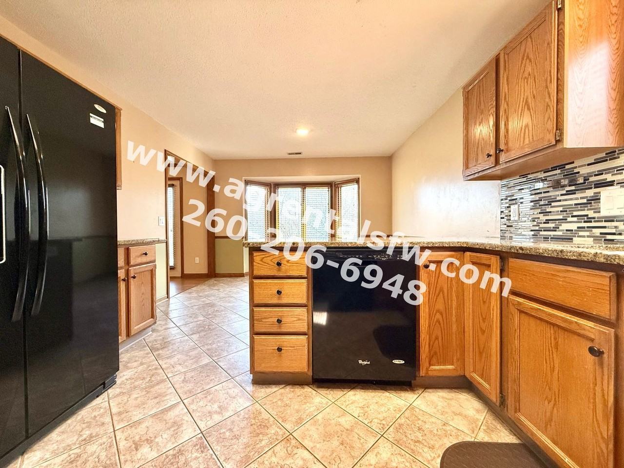 823 Woodland Springs Pl - Photo 3 of 19